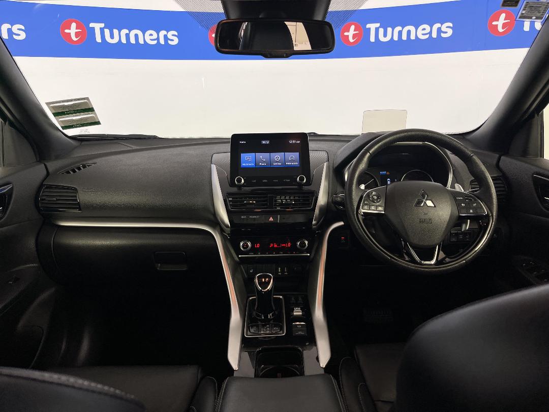 Photo '17' of Mitsubishi Eclipse Cross