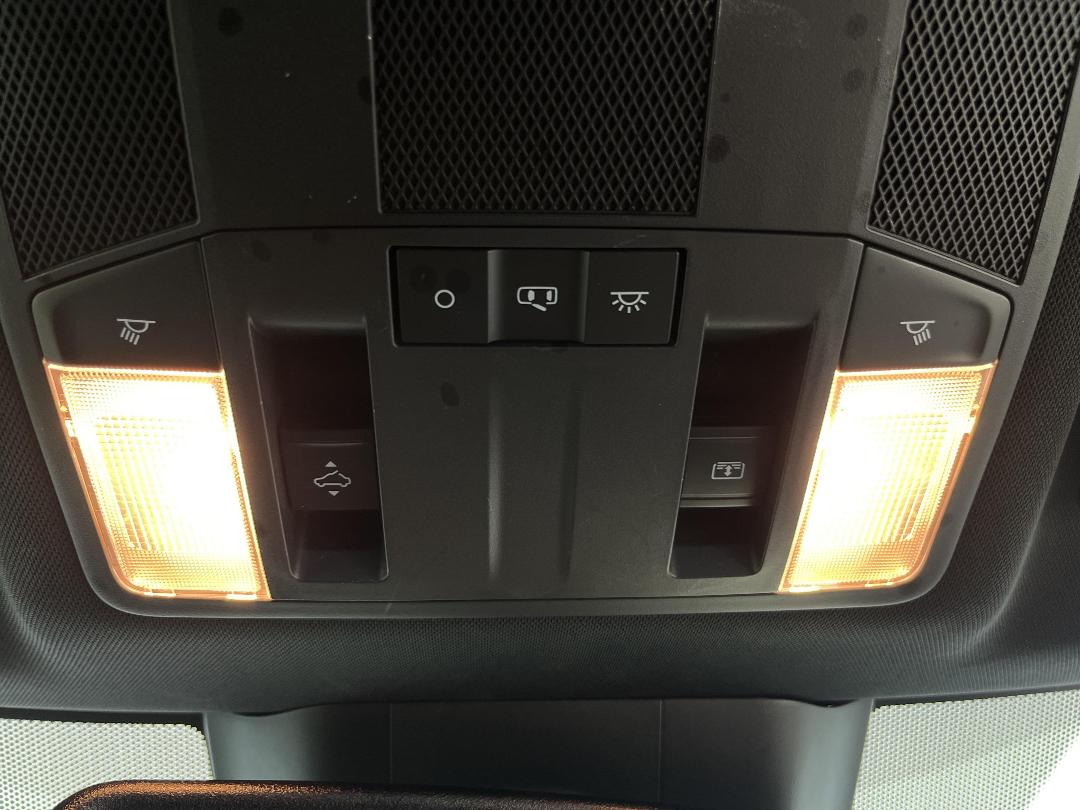 Photo '29' of Mitsubishi Eclipse Cross