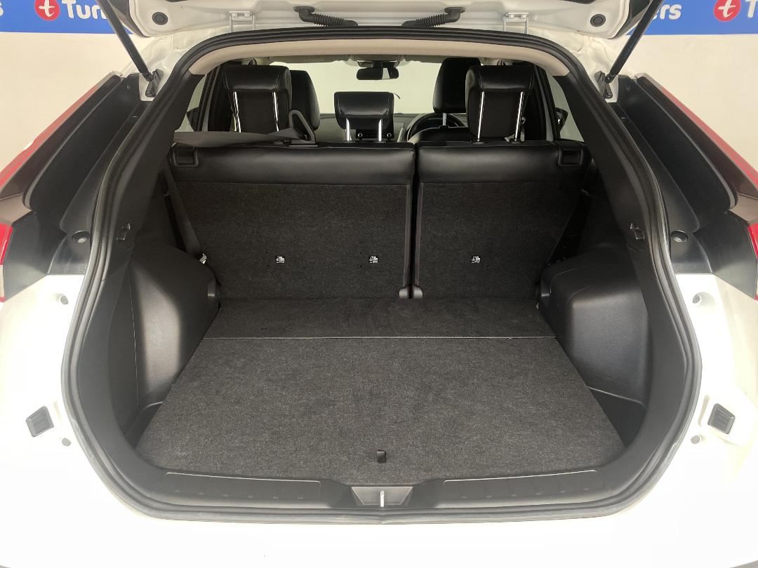 Photo '14' of Mitsubishi Eclipse Cross