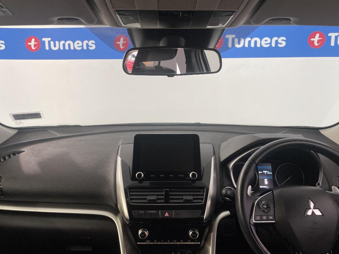 Photo '17' of Mitsubishi Eclipse Cross