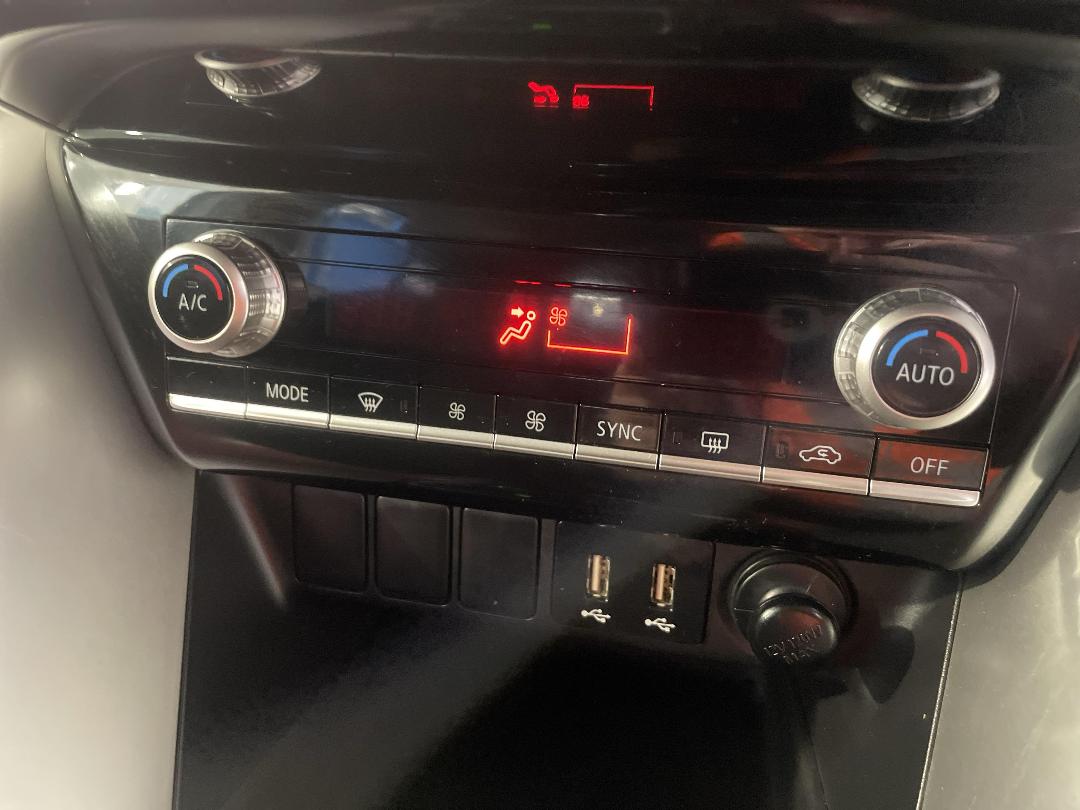 Photo '31' of Mitsubishi Eclipse Cross