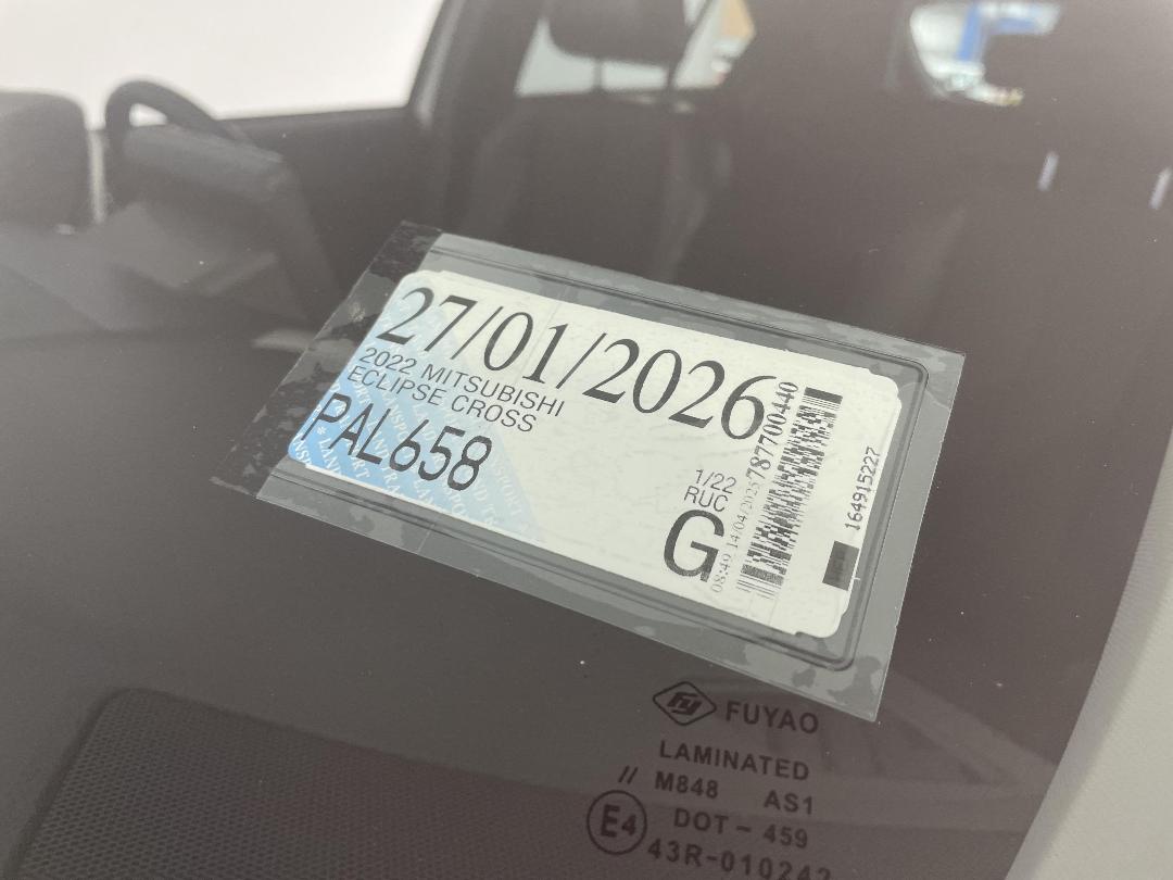 Photo '35' of Mitsubishi Eclipse Cross