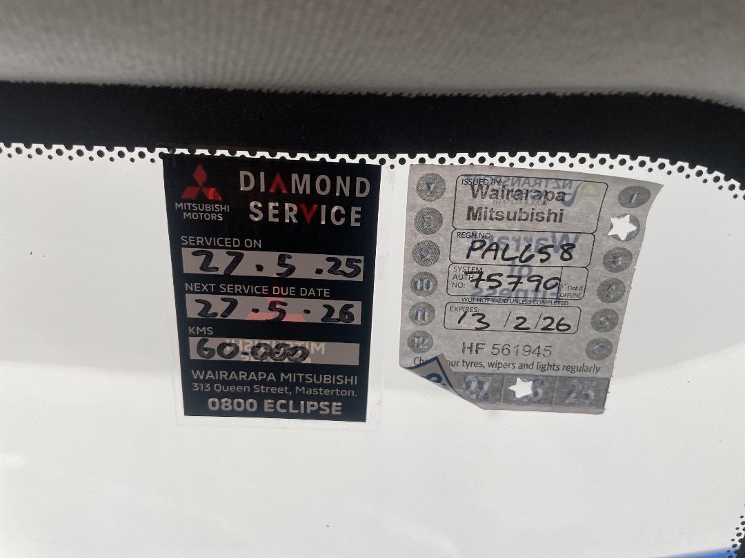 Photo '34' of Mitsubishi Eclipse Cross