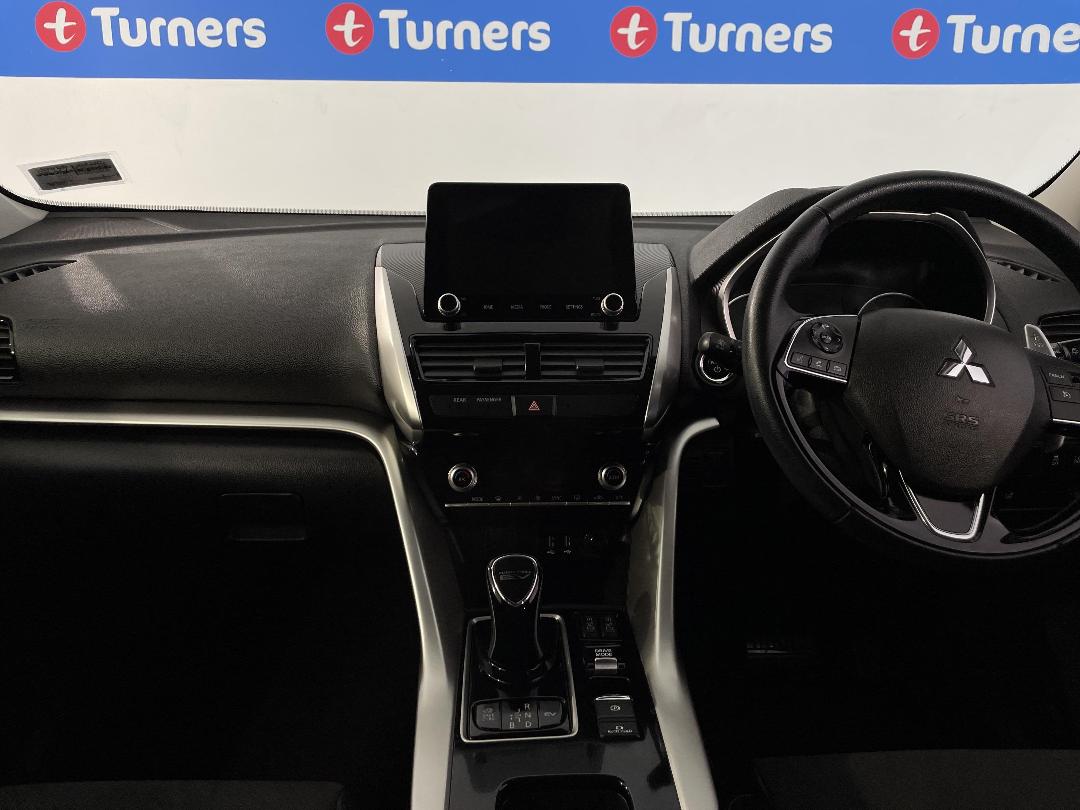 Photo '18' of Mitsubishi Eclipse Cross