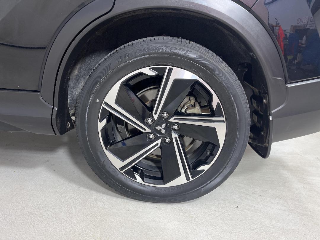 Photo '11' of Mitsubishi Eclipse Cross