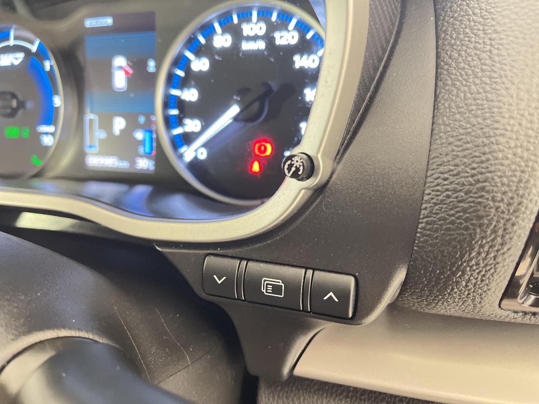 Photo '25' of Mitsubishi Eclipse Cross