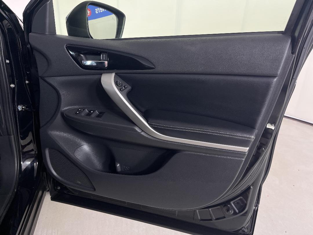 Photo '15' of Mitsubishi Eclipse Cross