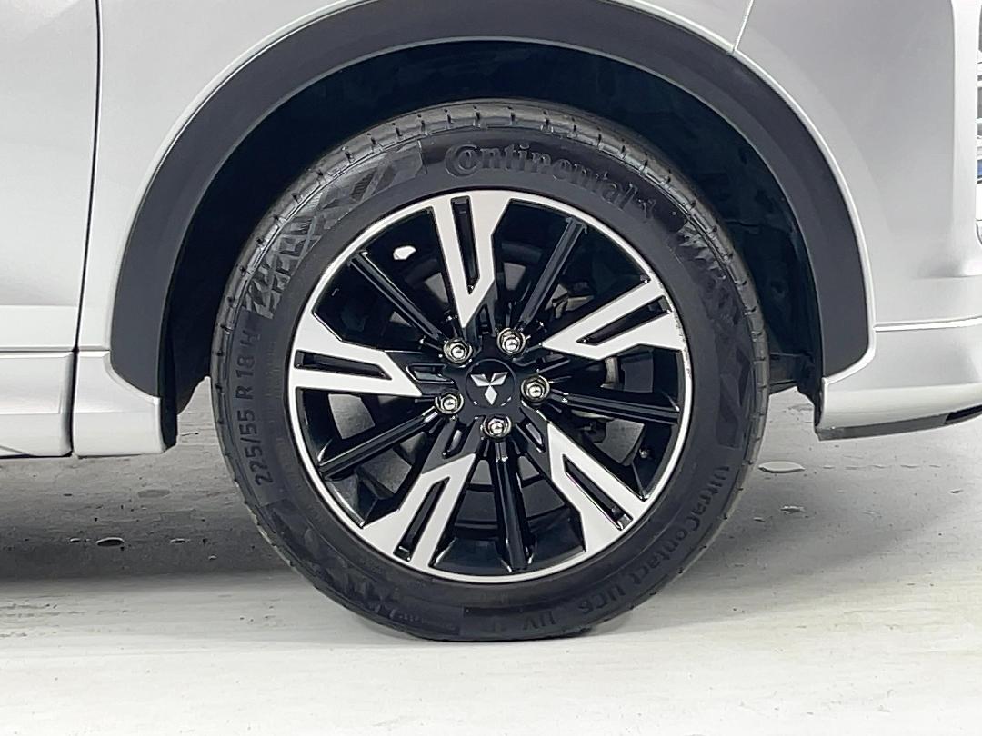 Photo '9' of Mitsubishi Eclipse Cross