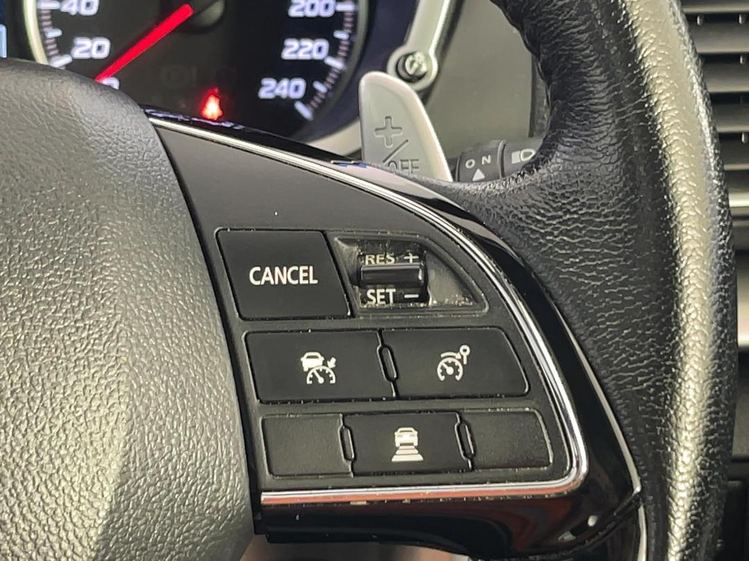 Photo '27' of Mitsubishi Eclipse Cross