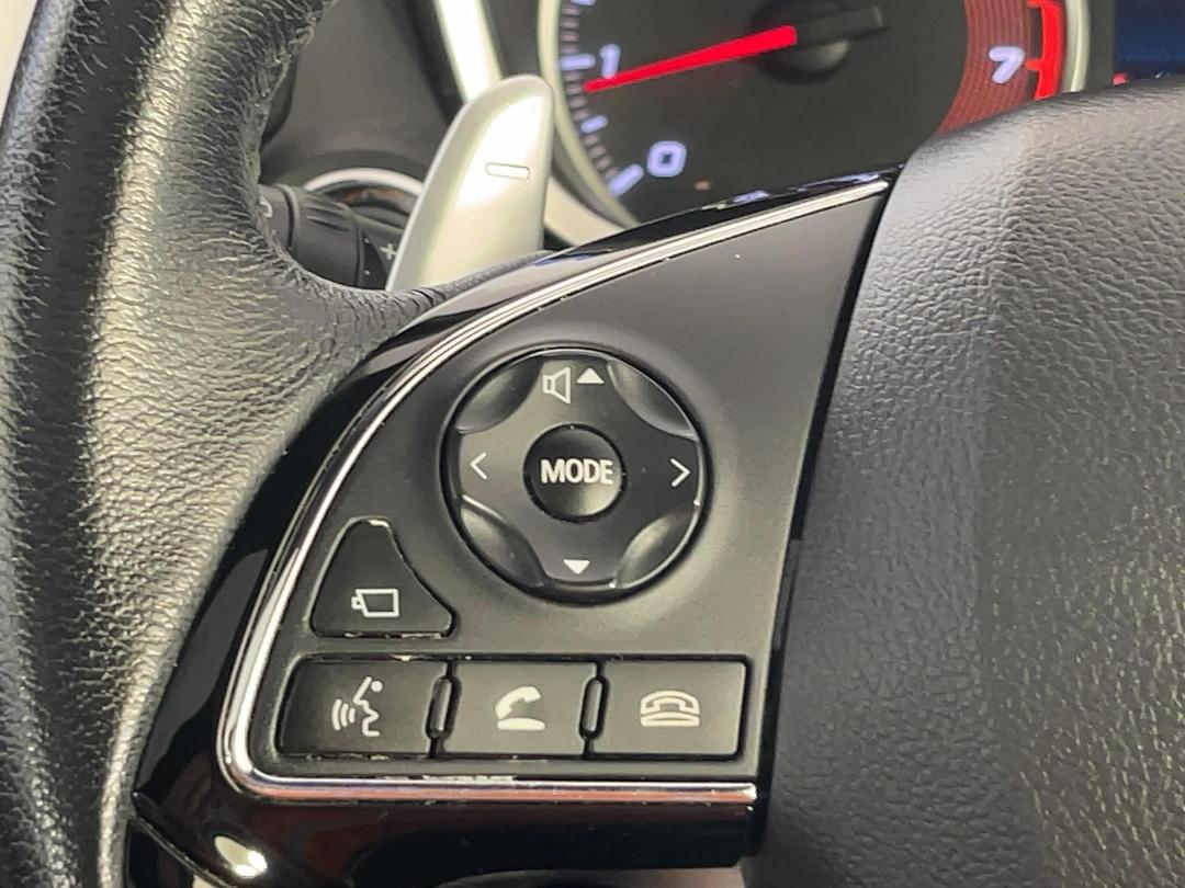 Photo '28' of Mitsubishi Eclipse Cross