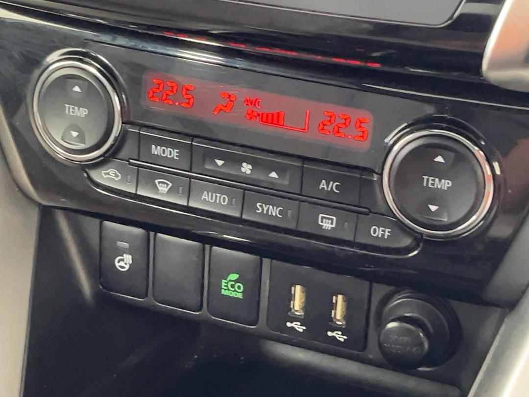 Photo '29' of Mitsubishi Eclipse Cross