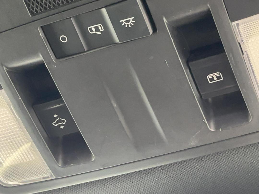 Photo '36' of Mitsubishi Eclipse Cross