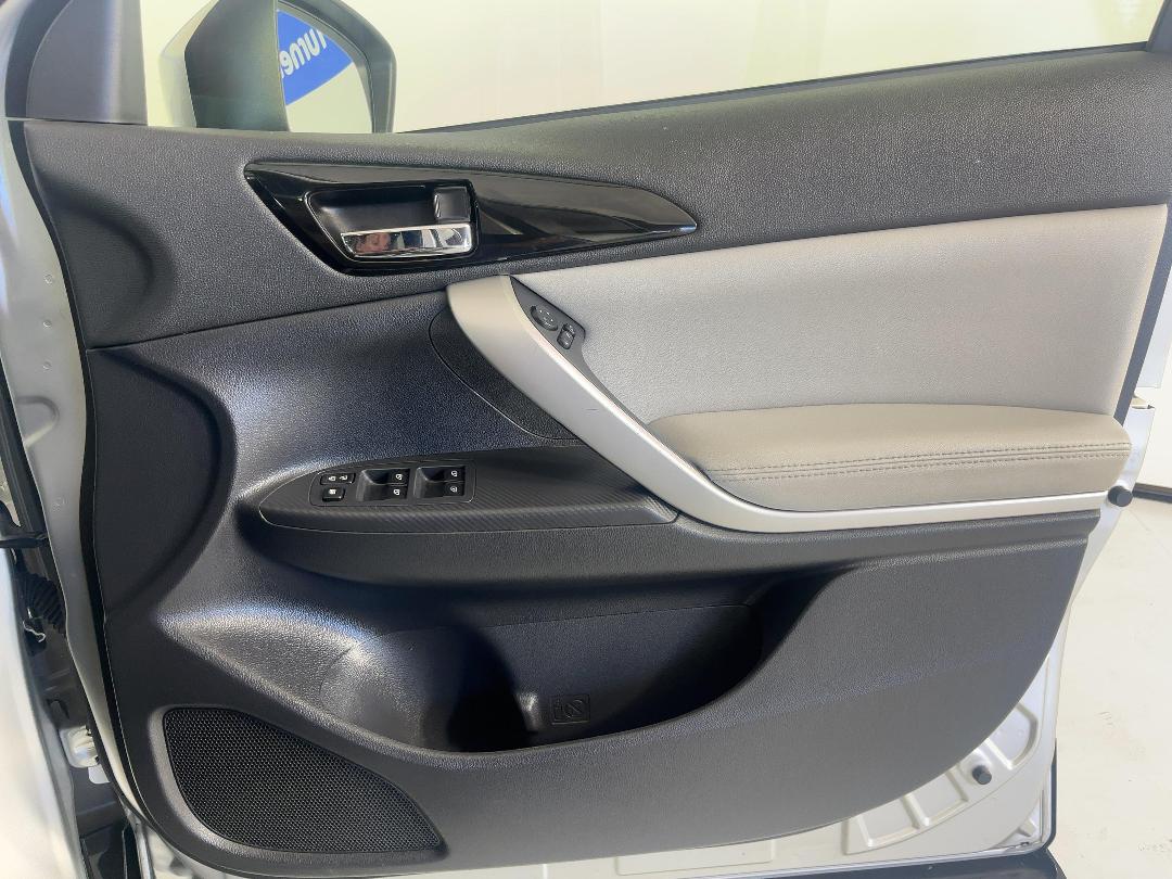 Photo '15' of Mitsubishi Eclipse Cross