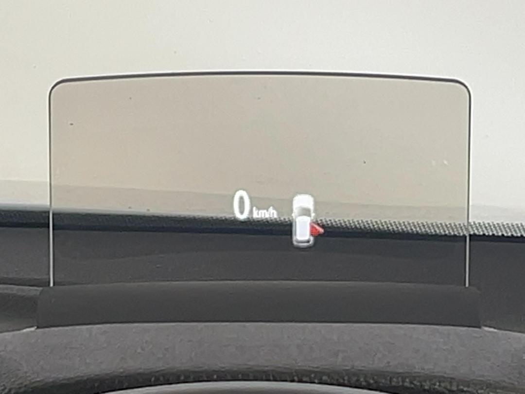 Photo '34' of Mitsubishi Eclipse Cross