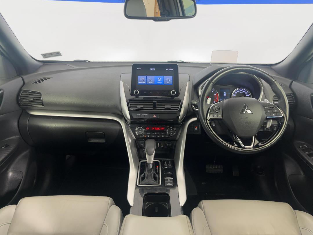 Photo '17' of Mitsubishi Eclipse Cross