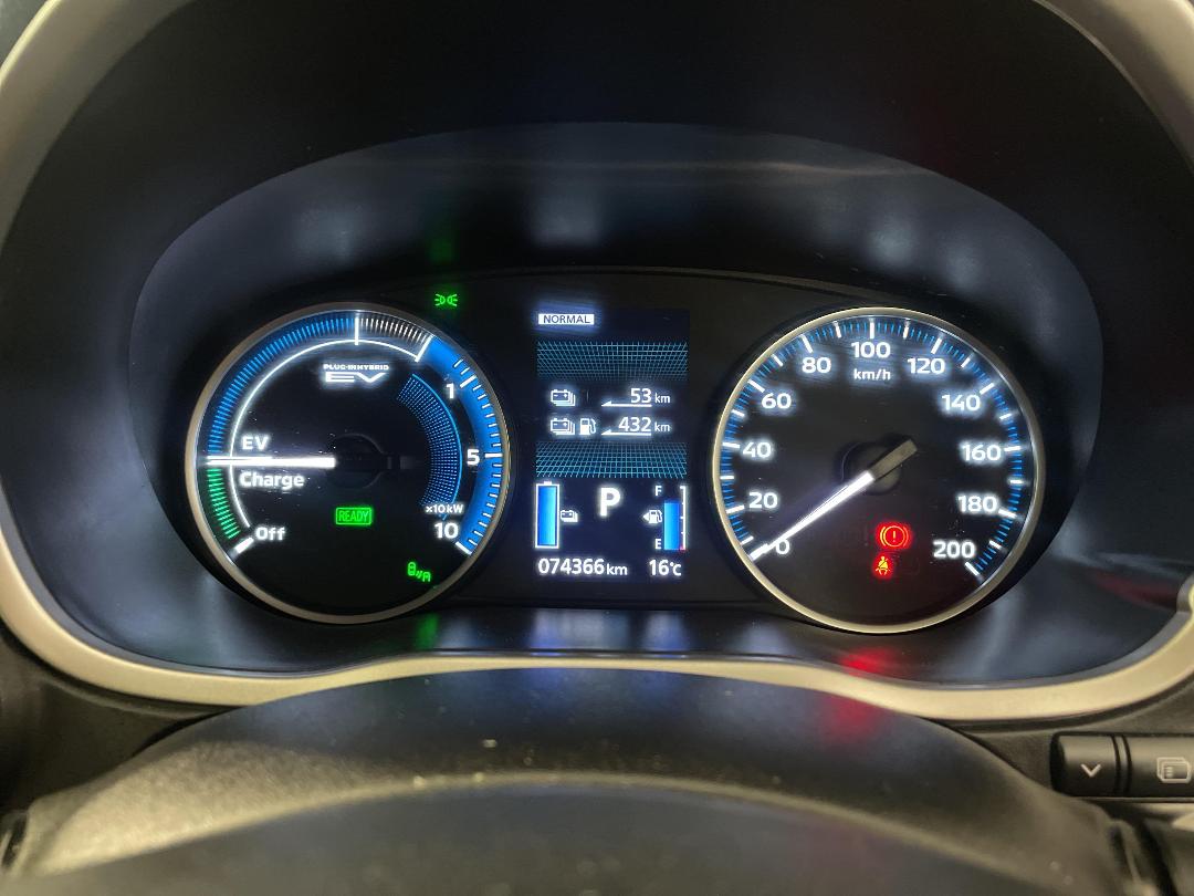 Photo '21' of Mitsubishi Eclipse Cross