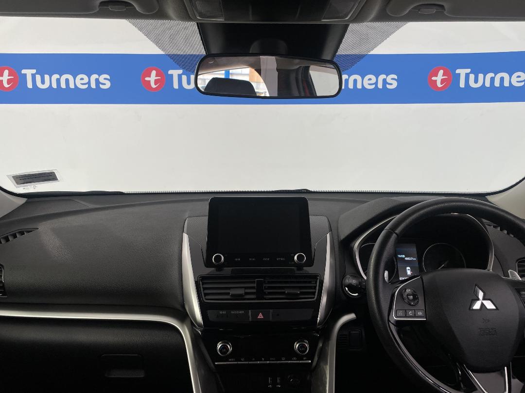 Photo '17' of Mitsubishi Eclipse Cross