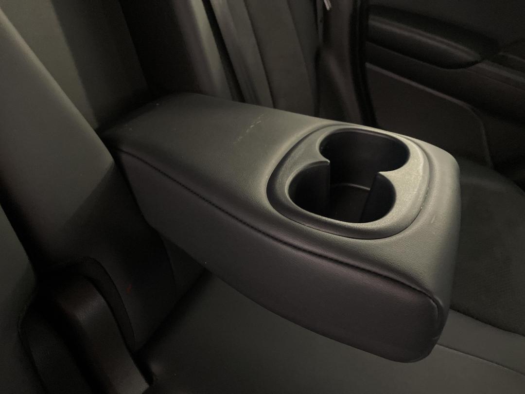 Photo '23' of Mitsubishi Eclipse Cross