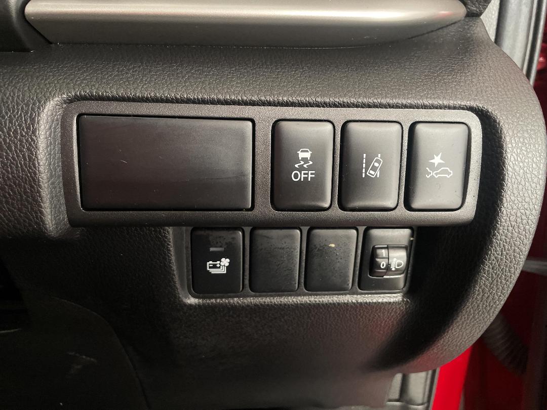 Photo '25' of Mitsubishi Eclipse Cross