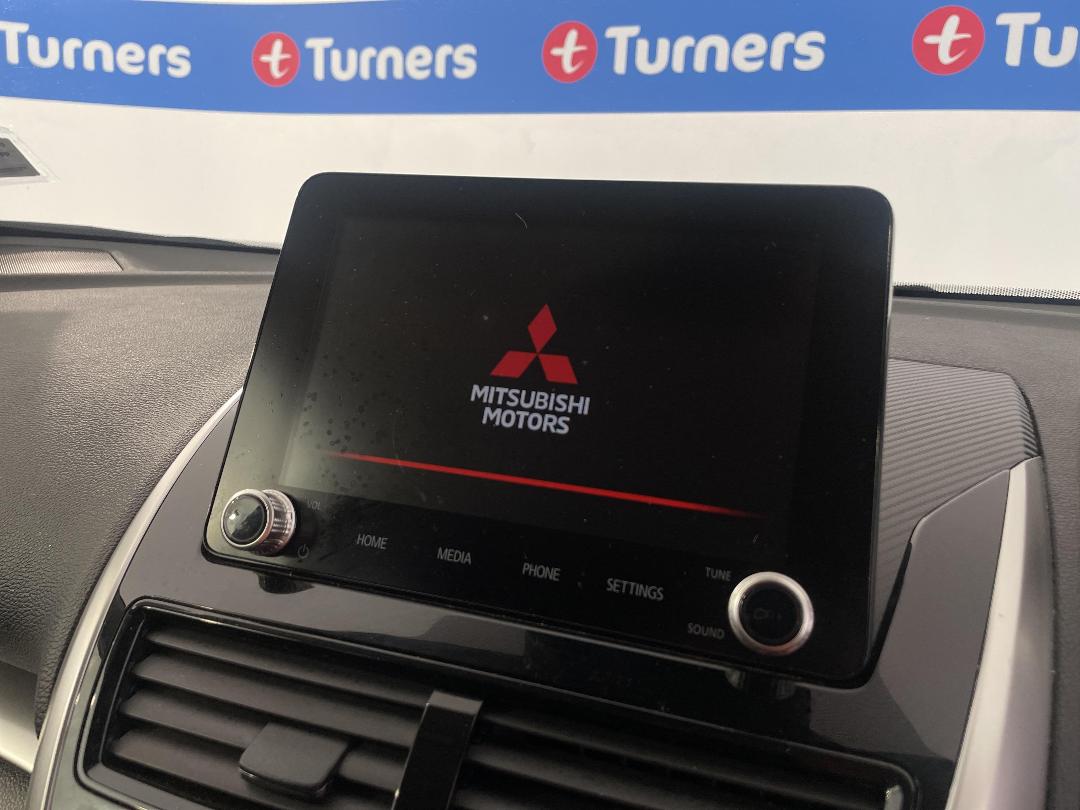 Photo '29' of Mitsubishi Eclipse Cross