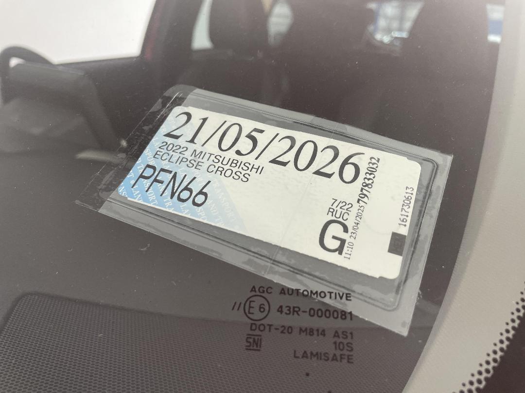 Photo '35' of Mitsubishi Eclipse Cross