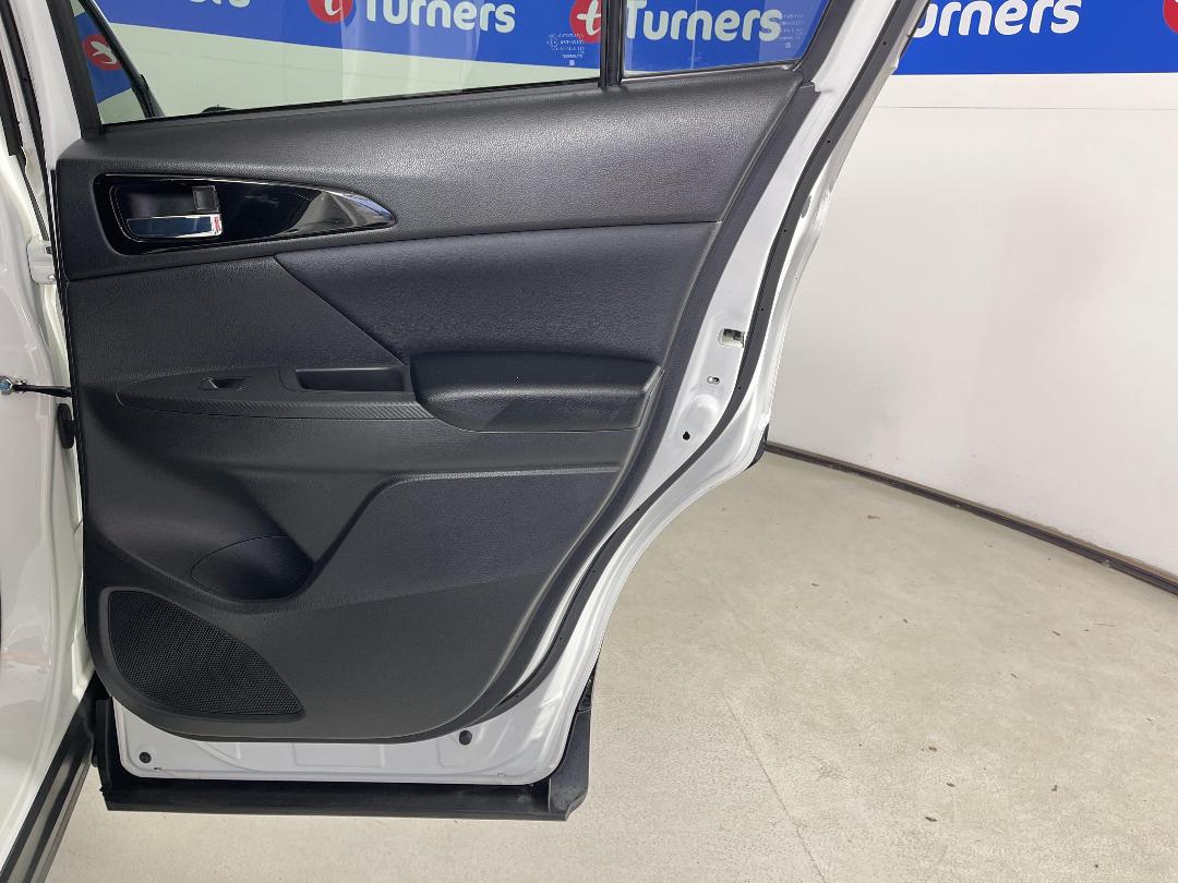 Photo '19' of Mitsubishi Eclipse Cross