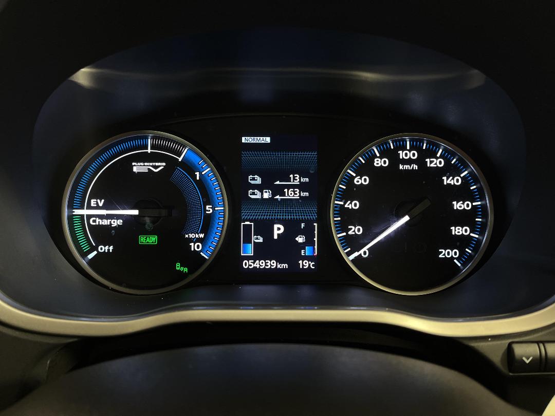 Photo '21' of Mitsubishi Eclipse Cross