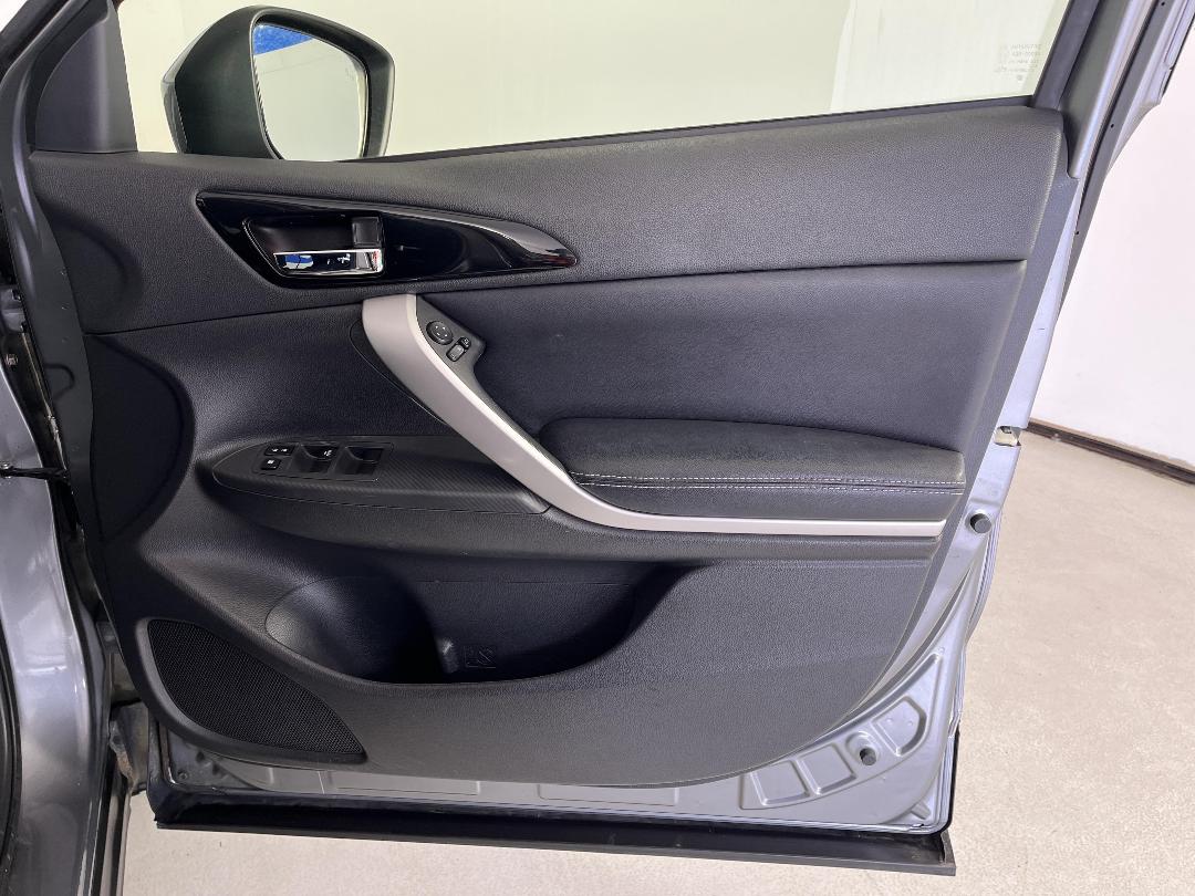 Photo '15' of Mitsubishi Eclipse Cross