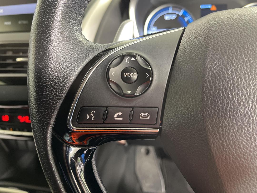 Photo '24' of Mitsubishi Eclipse Cross