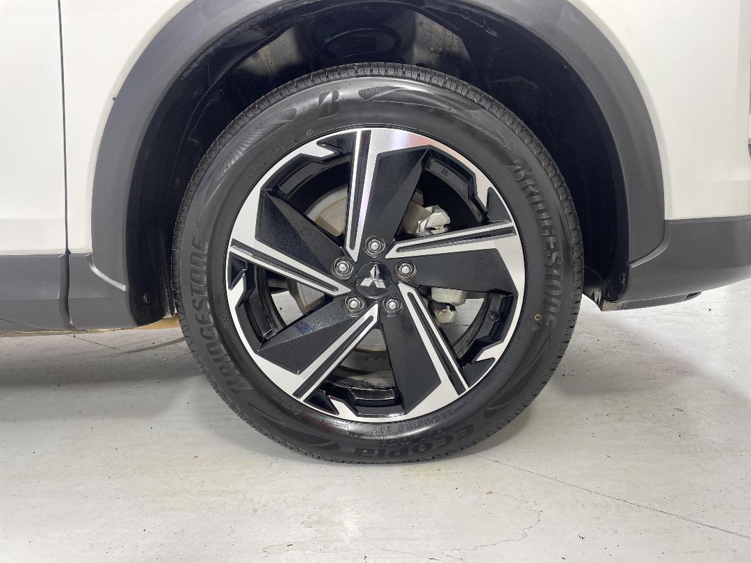 Photo '9' of Mitsubishi Eclipse Cross