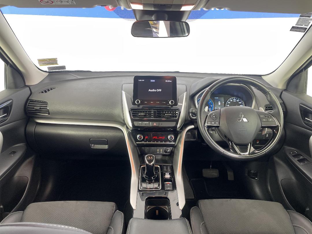 Photo '17' of Mitsubishi Eclipse Cross