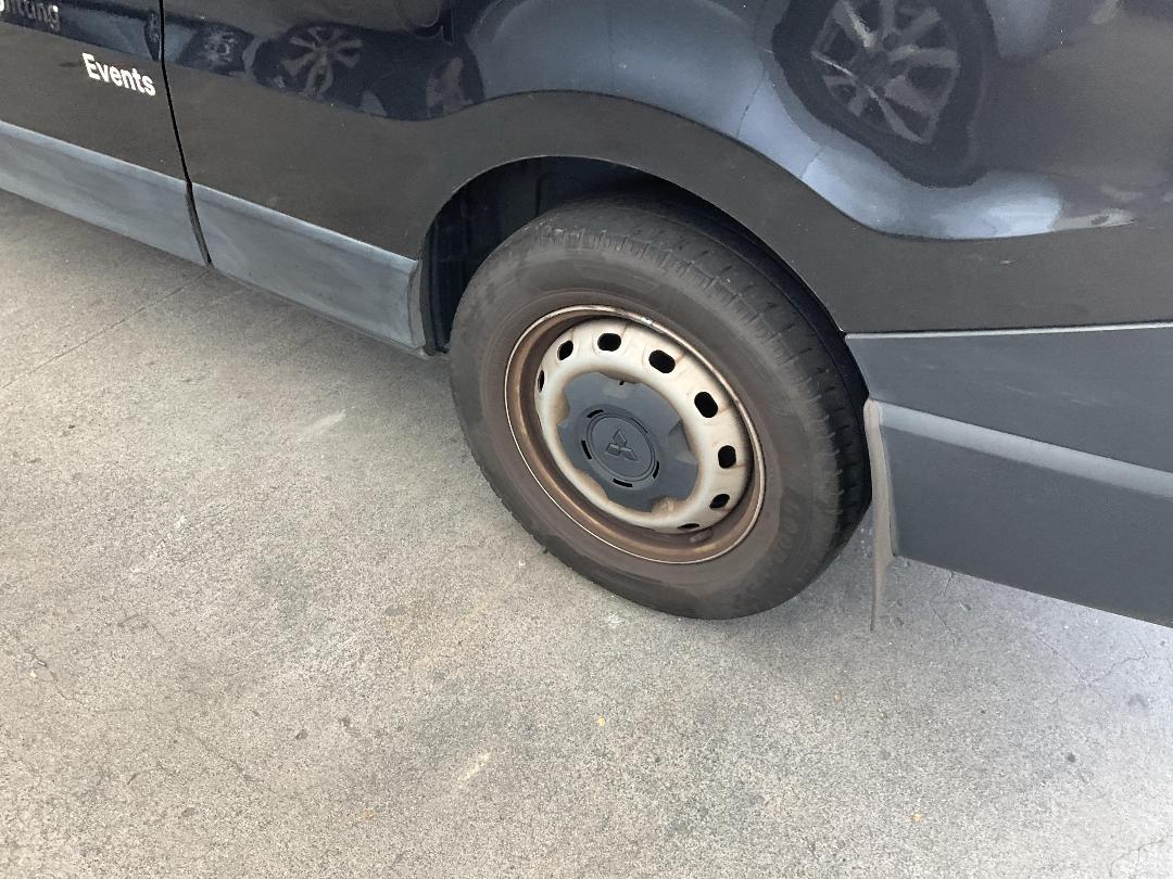 Photo '10' of Mitsubishi Express LWB Photo '10' of Mitsubishi Express LWB