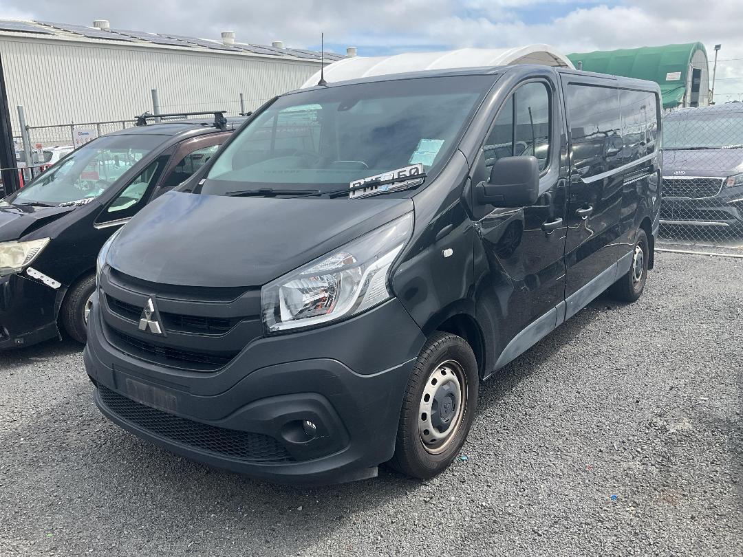 Photo '3' of Mitsubishi Express LWB Photo '3' of Mitsubishi Express LWB