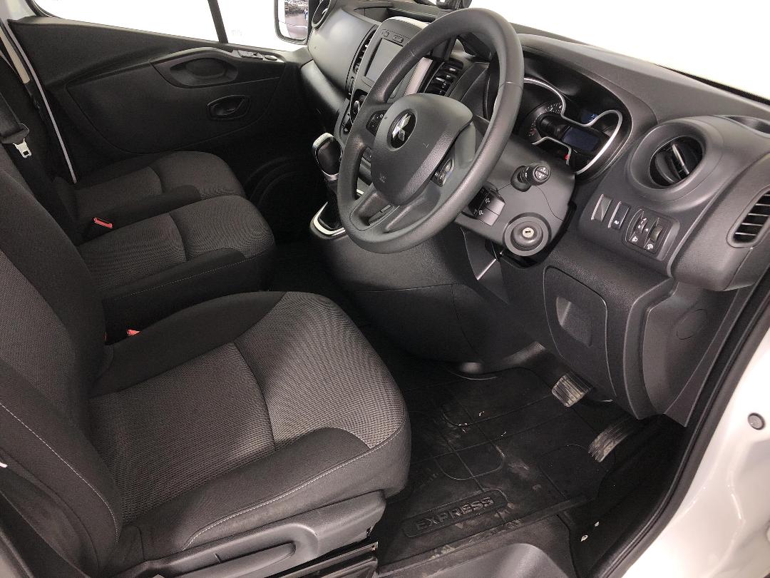 Photo '16' of Mitsubishi Express