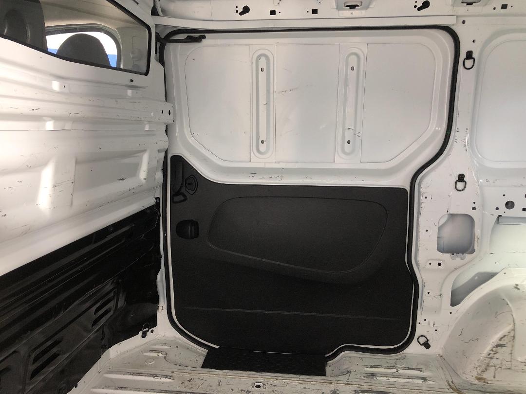 Photo '19' of Mitsubishi Express