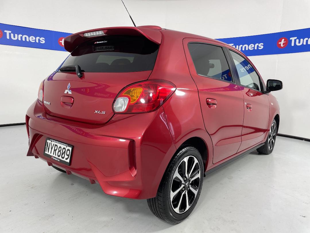 Photo '7' of Mitsubishi Mirage Photo '7' of Mitsubishi Mirage