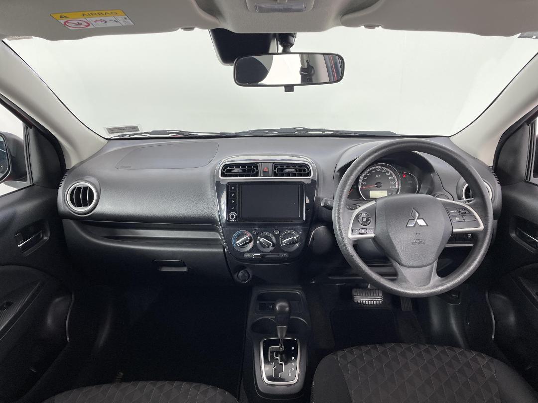 Photo '17' of Mitsubishi Mirage Photo '17' of Mitsubishi Mirage