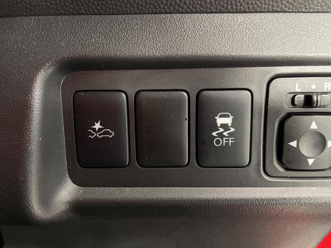 Photo '23' of Mitsubishi Mirage Photo '23' of Mitsubishi Mirage