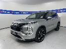 Thumbnail '4' of Mitsubishi Outlander