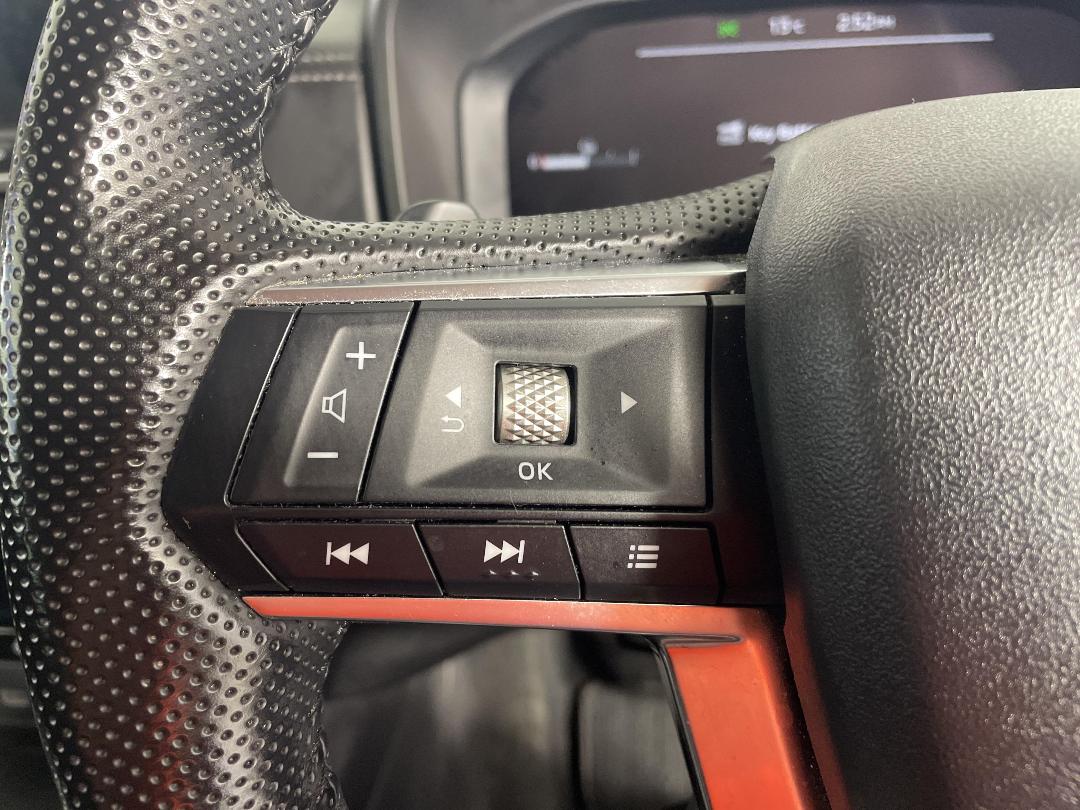 Photo '24' of Mitsubishi Outlander Photo '24' of Mitsubishi Outlander