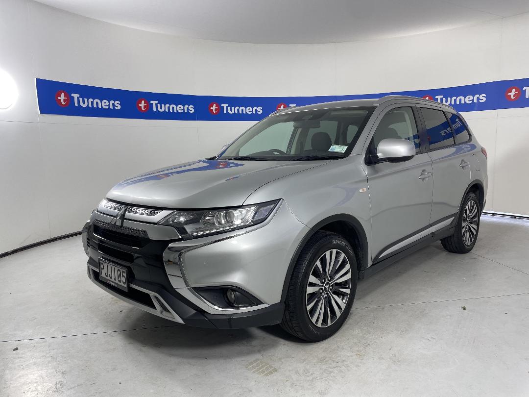 Photo '4' of Mitsubishi Outlander