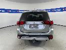 Thumbnail '6' of Mitsubishi Outlander