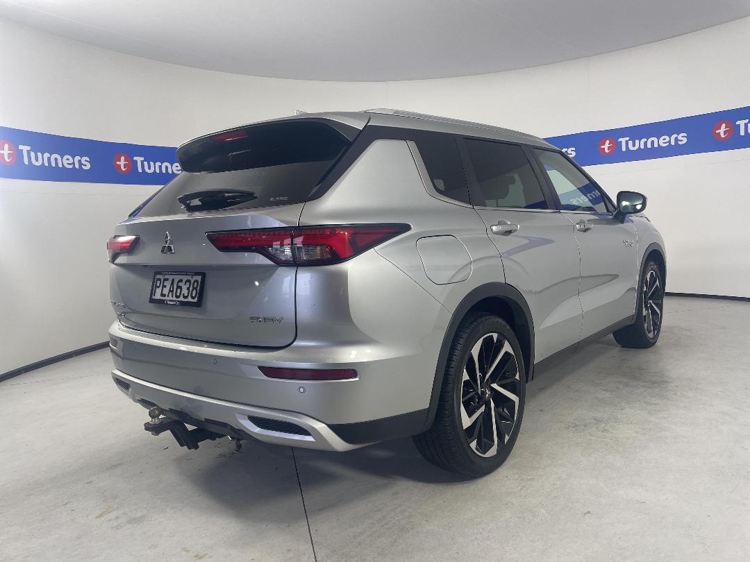 Photo '7' of Mitsubishi Outlander Photo '7' of Mitsubishi Outlander