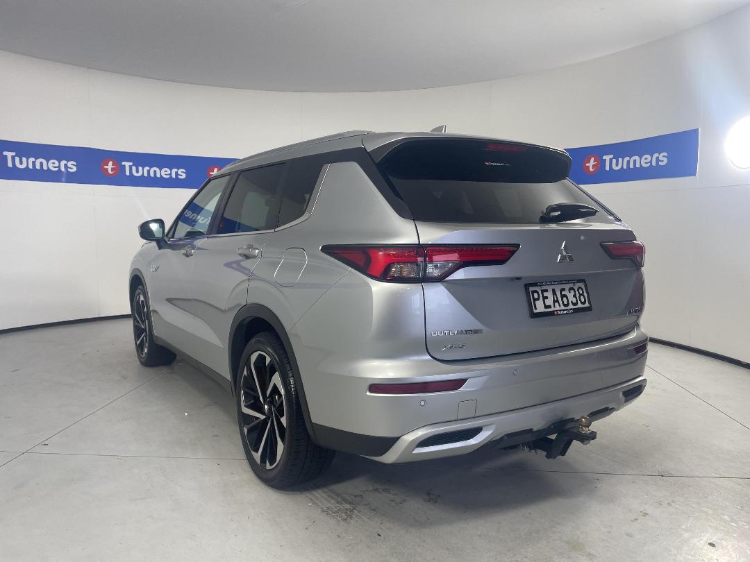 Photo '5' of Mitsubishi Outlander Photo '5' of Mitsubishi Outlander