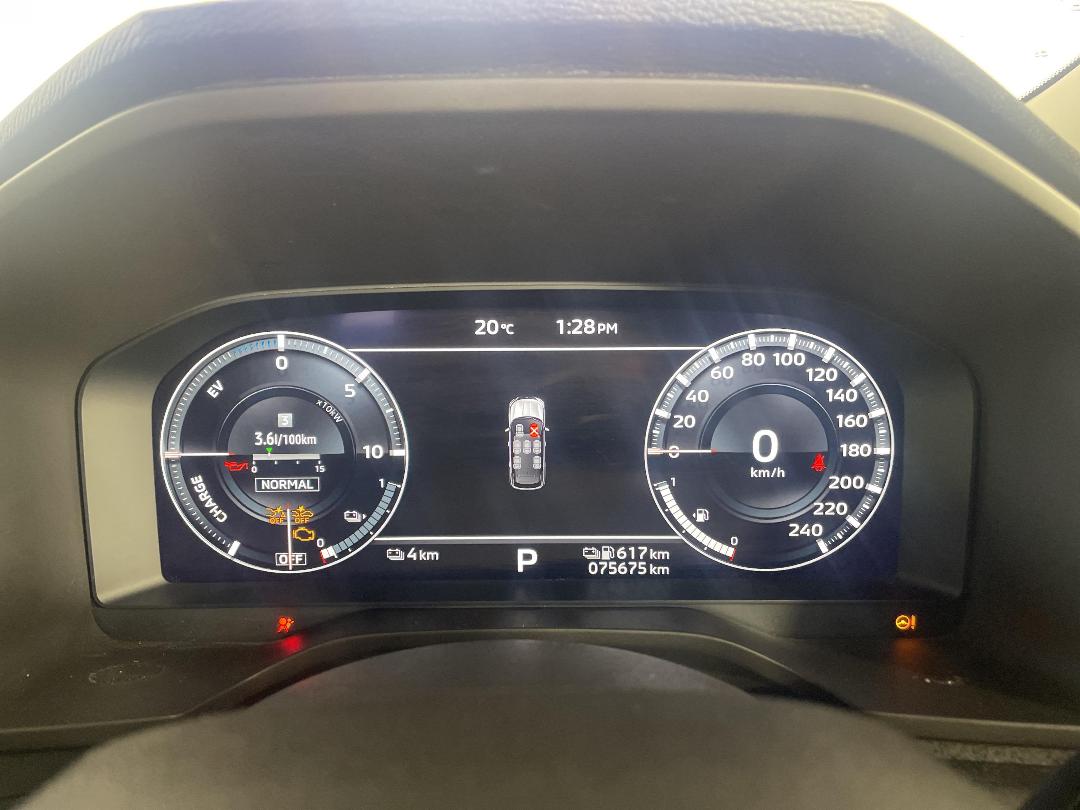 Photo '21' of Mitsubishi Outlander Photo '21' of Mitsubishi Outlander