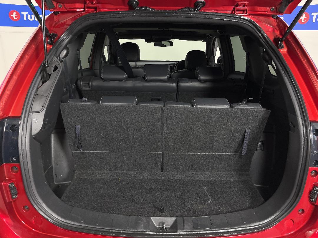 Photo '14' of Mitsubishi Outlander