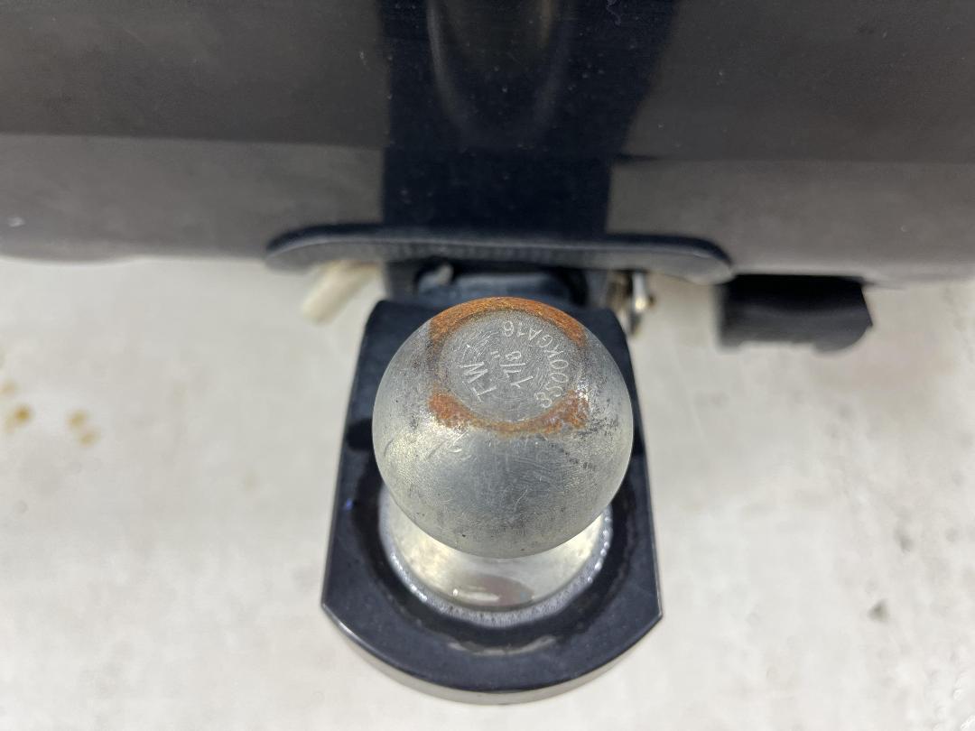 Photo '24' of Mitsubishi Outlander