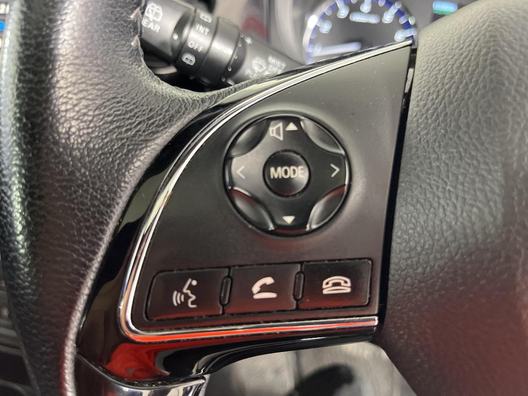 Photo '27' of Mitsubishi Outlander