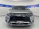 Thumbnail '2' of Mitsubishi Outlander