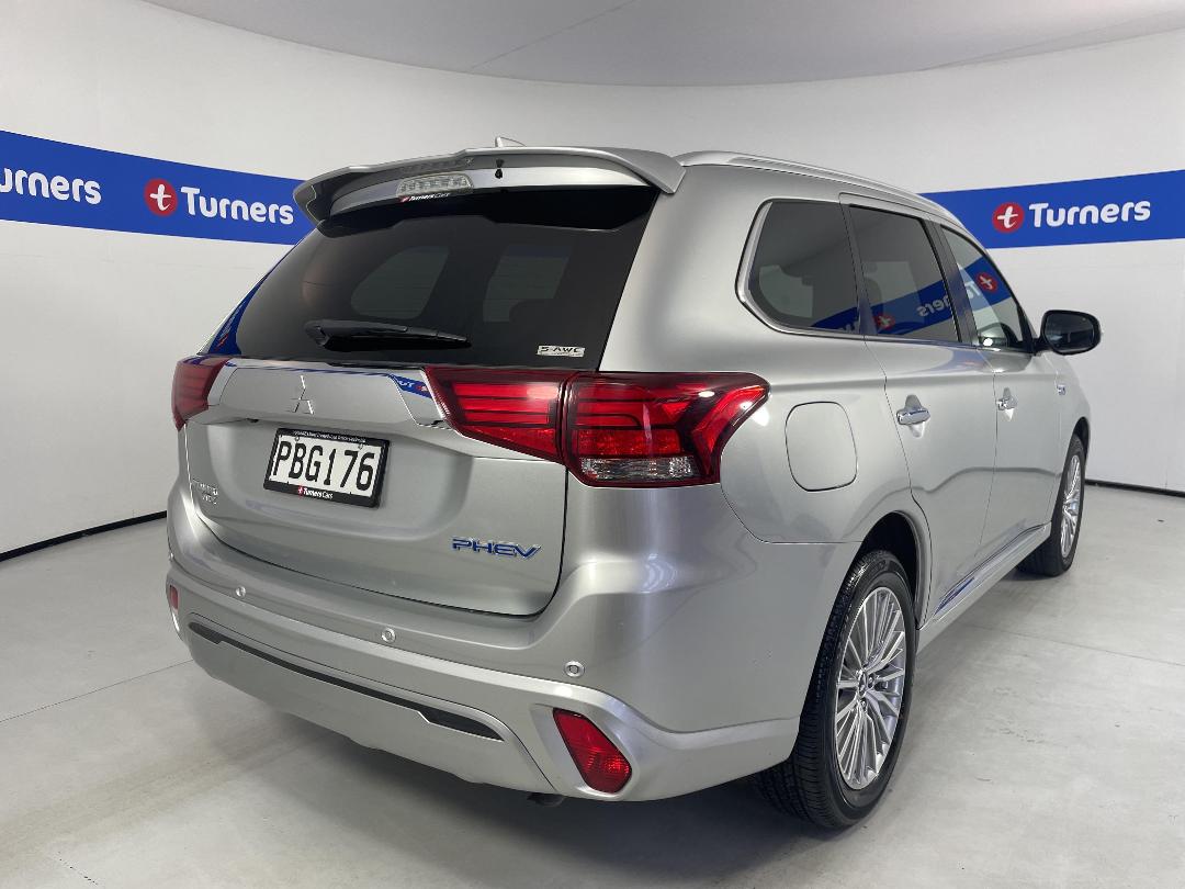 Photo '7' of Mitsubishi Outlander Photo '7' of Mitsubishi Outlander